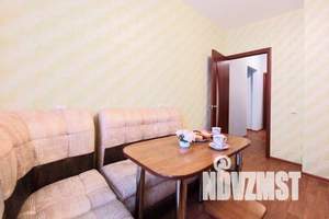 1-к квартира, посуточно, 40м2, 4/9 этаж