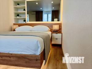 1-к квартира, посуточно, 35м2, 8/17 этаж