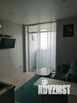 Студия квартира, посуточно, 20м2, 18/24 этаж