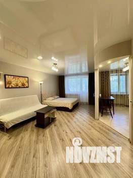 1-к квартира, посуточно, 42м2, 1/1 этаж