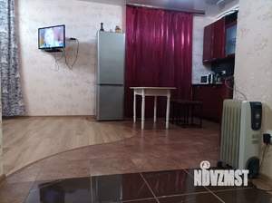 Студия квартира, посуточно, 40м2, 2/9 этаж