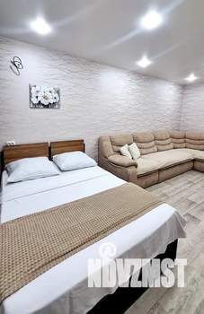 1-к квартира, посуточно, 36м2, 2/10 этаж