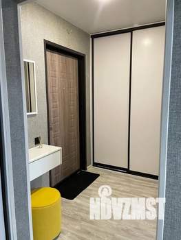 1-к квартира, посуточно, 37м2, 1/9 этаж