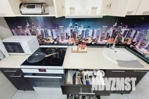 1-к квартира, посуточно, 43м2, 8/10 этаж