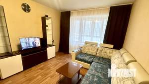1-к квартира, посуточно, 37м2, 1/9 этаж
