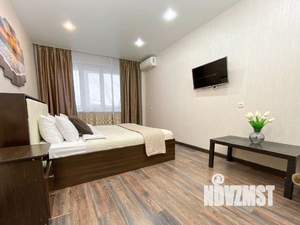 1-к квартира, посуточно, 35м2, 1/1 этаж