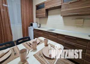 2-к квартира, посуточно, 63м2, 1/1 этаж