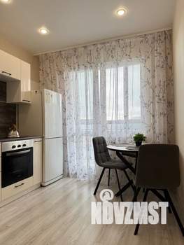 1-к квартира, посуточно, 38м2, 8/9 этаж