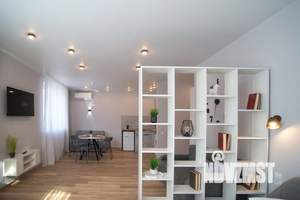 Студия квартира, посуточно, 40м2, 1/19 этаж