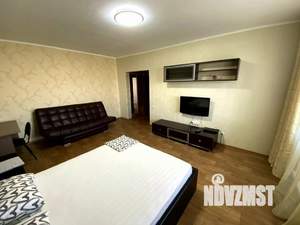 2-к квартира, посуточно, 65м2, 1/1 этаж