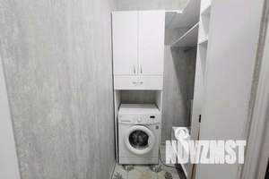 1-к квартира, посуточно, 43м2, 8/10 этаж