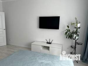 1-к квартира, посуточно, 37м2, 4/9 этаж