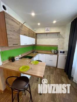 Студия квартира, посуточно, 28м2, 1/9 этаж