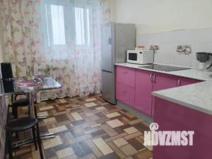 Студия квартира, посуточно, 41м2, 19/24 этаж