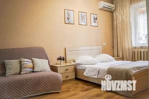 1-к квартира, посуточно, 36м2, 8/10 этаж