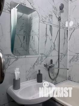 1-к квартира, посуточно, 35м2, 1/10 этаж