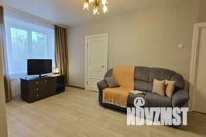 2-к квартира, посуточно, 50м2, 2/5 этаж