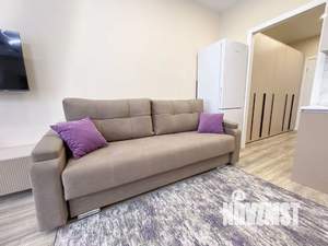 Студия квартира, посуточно, 35м2, 19/24 этаж