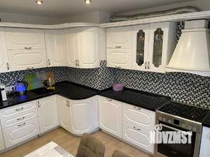 3-к квартира, на длительный срок, 75м2, 1/9 этаж