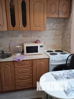 1-к квартира, посуточно, 27м2, 10/10 этаж