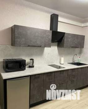 1-к квартира, посуточно, 35м2, 4/10 этаж