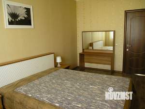 2-к квартира, посуточно, 65м2, 1/1 этаж