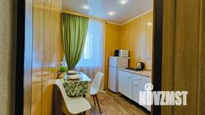1-к квартира, посуточно, 35м2, 1/10 этаж