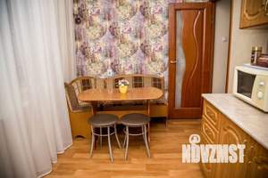 2-к квартира, посуточно, 48м2, 1/1 этаж