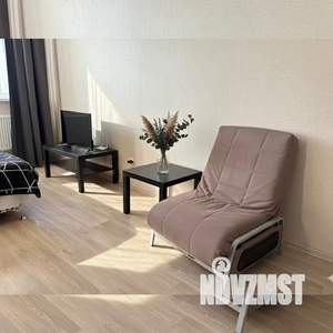 Студия квартира, посуточно, 28м2, 10/24 этаж