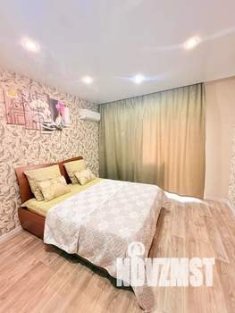 1-к квартира, посуточно, 40м2, 6/18 этаж