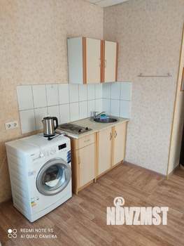 Студия квартира, посуточно, 25м2, 1/3 этаж