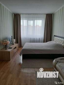 1-к квартира, посуточно, 35м2, 3/10 этаж