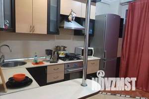 1-к квартира, посуточно, 40м2, 6/9 этаж