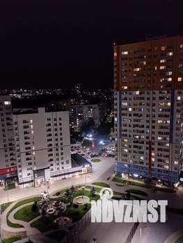 Студия квартира, посуточно, 30м2, 17/19 этаж