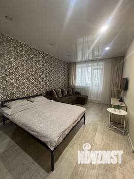 1-к квартира, посуточно, 38м2, 4/9 этаж