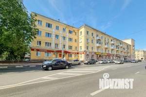 1-к квартира, посуточно, 50м2, 1/1 этаж