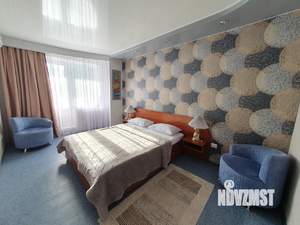 3-к квартира, посуточно, 70м2, 1/1 этаж