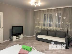 1-к квартира, посуточно, 40м2, 1/5 этаж