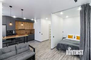 Студия квартира, посуточно, 38м2, 22/24 этаж