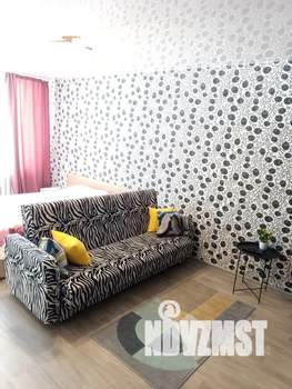 1-к квартира, посуточно, 35м2, 1/9 этаж