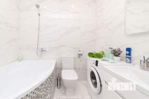 1-к квартира, посуточно, 40м2, 23/25 этаж