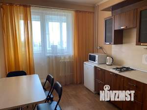 1-к квартира, посуточно, 40м2, 3/9 этаж