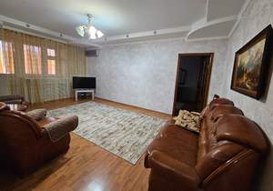 2-к квартира, на длительный срок, 74м2, 2/5 этаж
