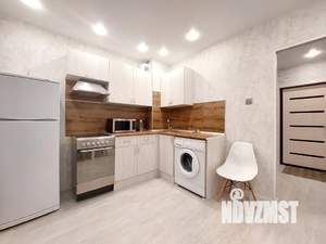 1-к квартира, посуточно, 38м2, 3/9 этаж