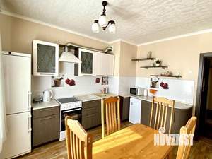 3-к квартира, посуточно, 65м2, 1/1 этаж