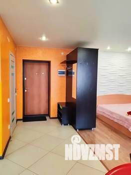 1-к квартира, посуточно, 38м2, 1/3 этаж