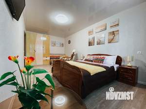 1-к квартира, посуточно, 40м2, 7/10 этаж