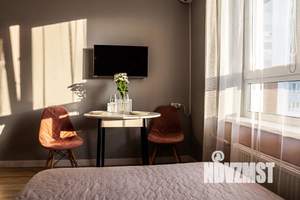 Студия квартира, посуточно, 25м2, 18/24 этаж