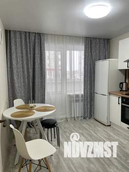 1-к квартира, посуточно, 37м2, 1/9 этаж