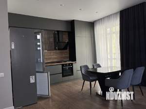 3-к квартира, на длительный срок, 101м2, 4/7 этаж